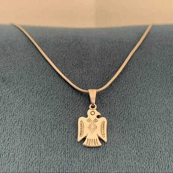 • NEW!  Dainty Thunderbird Choker • - Picture 12 of 12